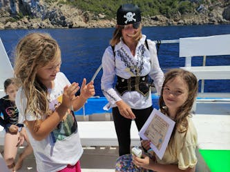 Santa Eulalia ontmoet de familie-boottocht van een halve dag in het zeeleven